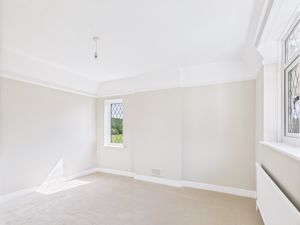 Photo 17- click for photo gallery